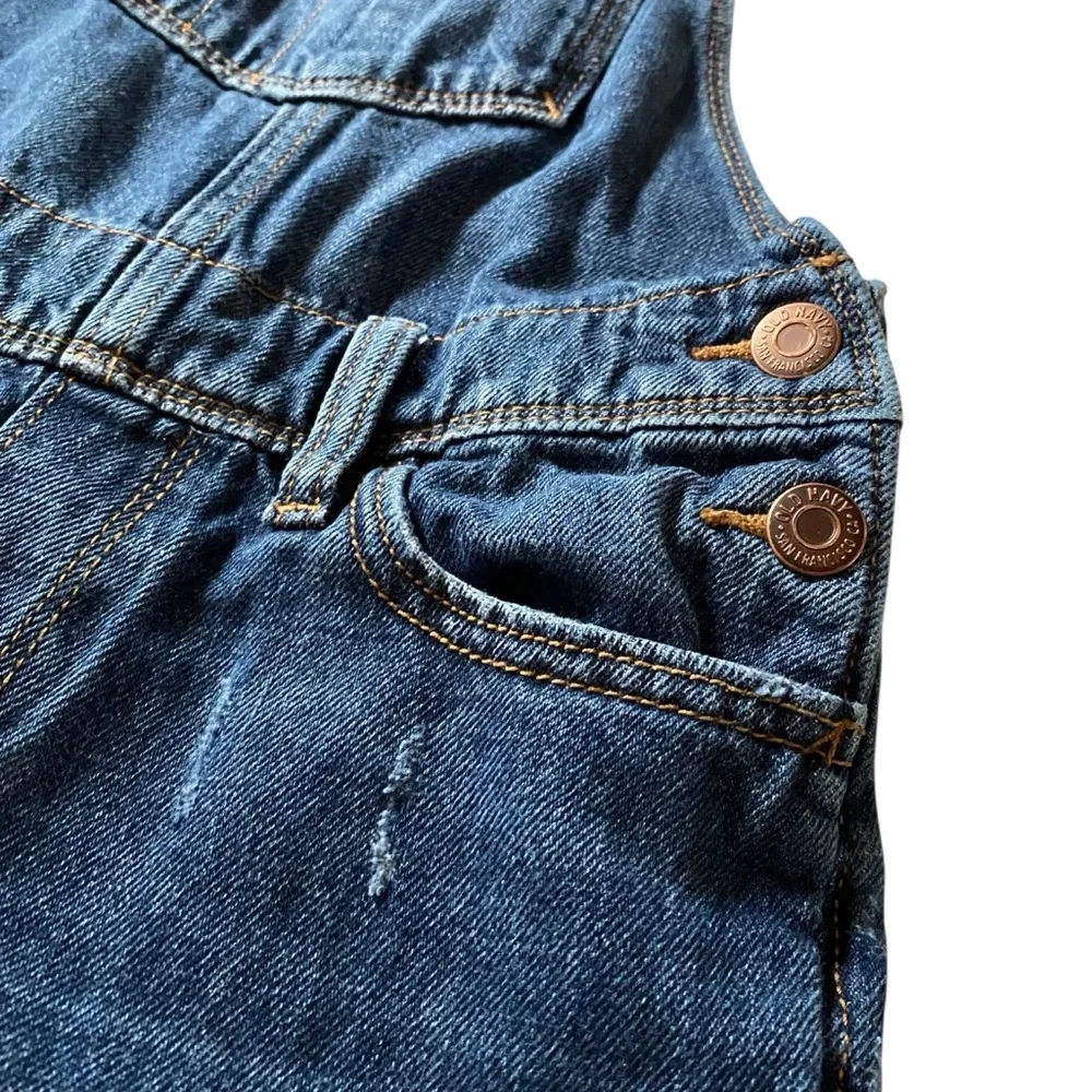 Old Navy Denim Bib Overalls 100% Cotton Distressed Kids M (8)